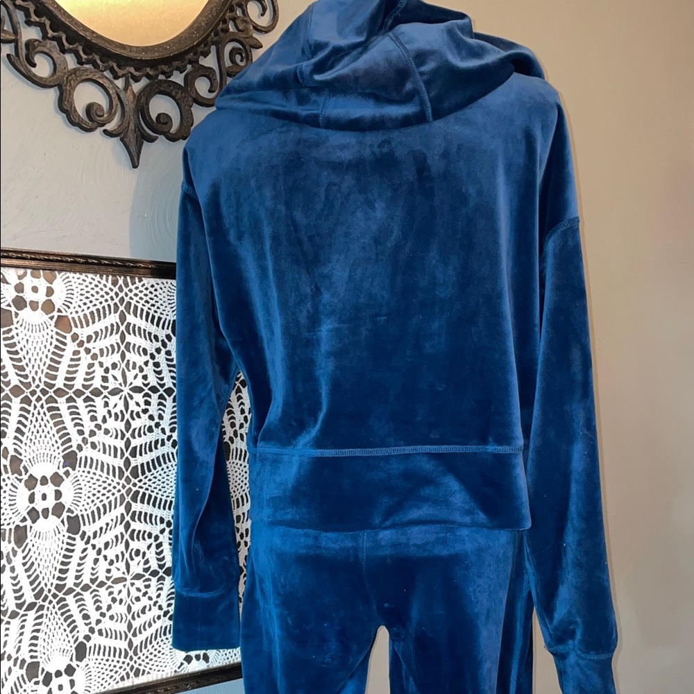 DKNY Women's Rich Blue Velour Hoodie and pants set - Picture 7 of 13